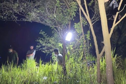 Người đàn ông tử vong trong tư thế treo cổ trên nhánh cây