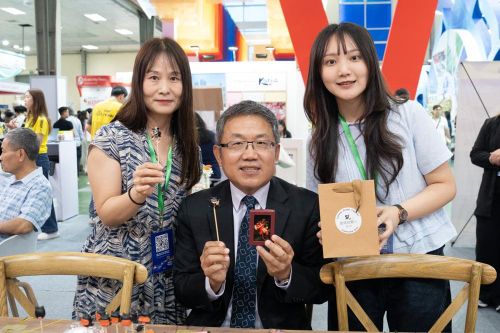Mang cả lễ hội Đài Loan - Trung Quốc về nhà: Trải nghiệm gắn kết cho gia đình đa thế hệ