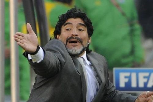 Argentina xét xử lại vụ án liên quan cái chết của huyền thoại bóng đá Maradona