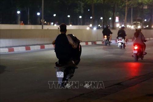 Tịch thu xe, xử phạt cả người giao xe cho nam sinh lạng lách, đánh võng