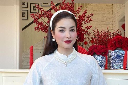 Hoa hậu Phạm Hương bày tỏ tình cảm với người đặc biệt