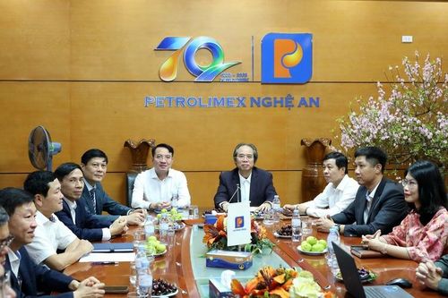 Công ty TNHH MTV Petrolimex Nghệ An phát huy vai trò tiên phong