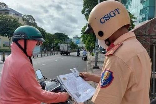 Mức phạt đối với xe ô tô, mô tô, xe máy chưa sang tên chính chủ