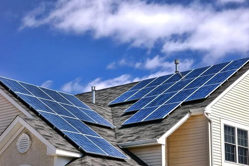 Tăng cường tiết kiệm điện, phát triển điện mặt trời mái nhà