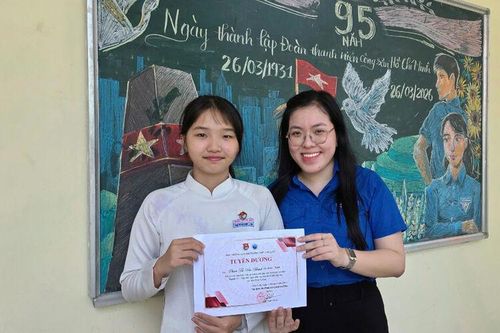 Nữ sinh lớp 10 kịp thời đưa bạn đi cấp cứu