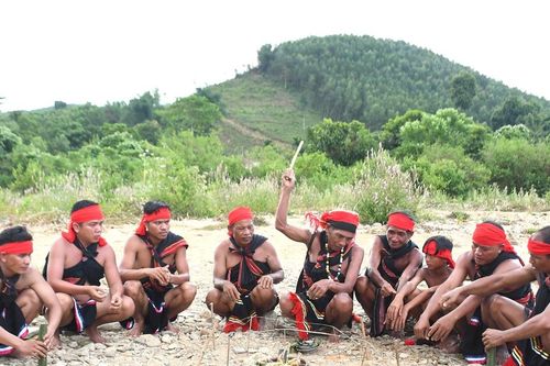'Khúc biến tấu' của nghi lễ hiến sinh