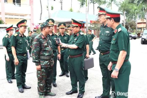 Bộ Quốc phòng kiểm tra công tác sẵn sàng chiến đấu bảo vệ dịp lễ Giỗ Tổ Hùng Vương, kỷ niệm Ngày Giải phóng miền Nam và Quốc tế Lao động