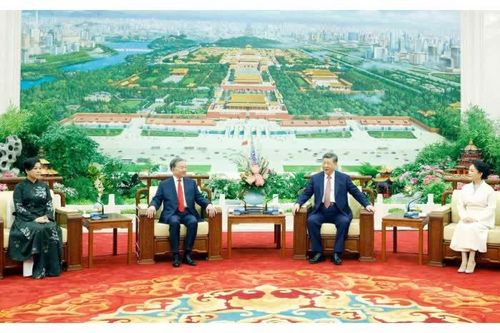 [Ảnh] Tổng Bí thư, Chủ tịch nước Tô Lâm và Phu nhân cùng Tổng Bí thư, Chủ tịch nước Tập Cận Bình và Phu nhân dự tiệc trà