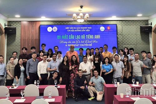 Ra mắt Câu lạc bộ Tiếng Anh hướng dẫn viên du lịch Khánh Hòa