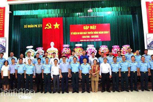 Sư đoàn Phòng không 377 gặp mặt kỷ niệm 80 năm Ngày truyền thống Ngành Quân y