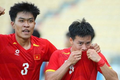 Hàng phòng ngự tuyển Việt Nam: Cuộc chuyển giao thế hệ đầy hứa hẹn