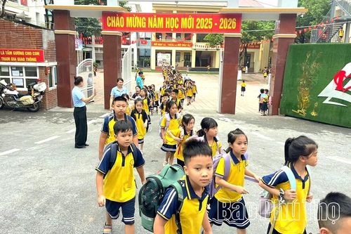 Xây dựng mô hình 'Cổng trường ATGT': Khi ý thức tạo nên diện mạo mới