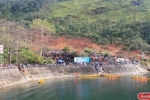 'Chìa khóa' khơi thông các nguồn lực vùng lòng hồ thủy điện Sơn La