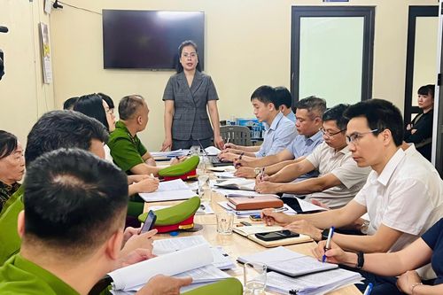 Hà Nội xử lý chợ tự phát Yên Sở, hướng tới tái cấu trúc thương mại