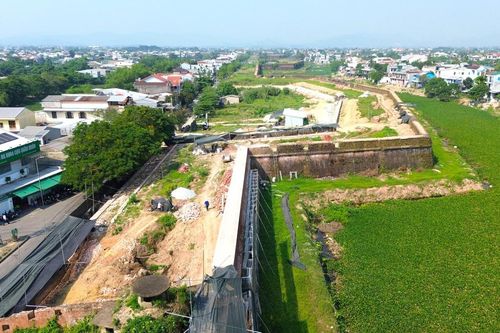 Cận cảnh tu bổ, tôn tạo thượng thành Kinh thành Huế