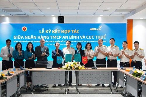 Cục Thuế bắt tay với Ngân hàng ABBank hỗ trợ hộ kinh doanh chuyển sang kê khai