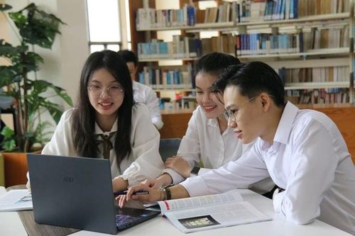 Đề xuất tăng mức thu nhập xác định người phụ thuộc lên 3 triệu đồng/tháng