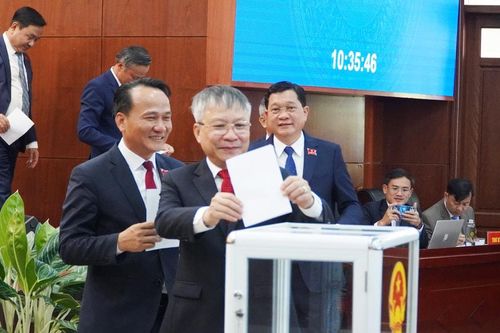 Kỳ họp thứ Nhất, HĐND thành phố Đà Nẵng khóa XI: Tháo gỡ 'điểm nghẽn', kiến tạo tương lai