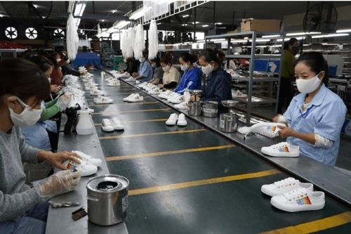 Doanh nghiệp da giày xoay xở ra sao trước áp lực xuất khẩu?