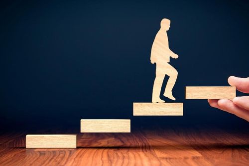 Nhà lãnh đạo doanh nghiệp cần huấn luyện bản thân trước khi huấn luyện đội ngũ