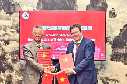 BUV tham gia Diễn đàn cấp cao tại Đại học Thanh Hoa, góp phần thúc đẩy hợp tác giáo dục Việt - Trung