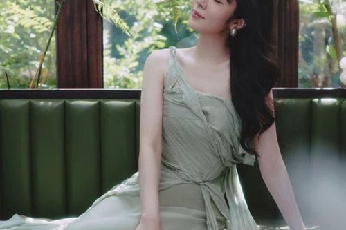 Uống nhầm thuốc, nữ diễn viên đình đám phải nhập viện khẩn cấp