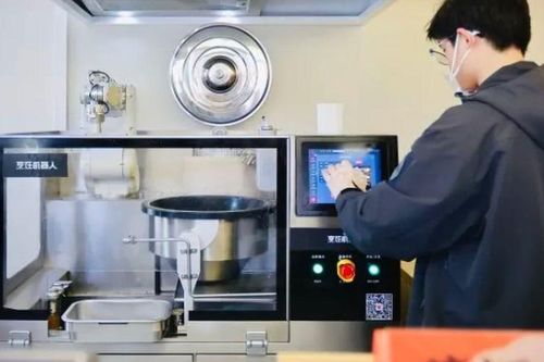 Độc lạ: Không cần đầu bếp, robot vẫn nấu cả trăm món, khách hàng còn được AI phân tích cơ thể trước khi đưa ra quyết định