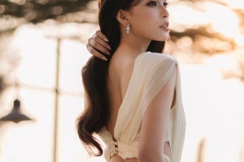 Nhan sắc thăng hạng của hoa hậu Tiểu Vy