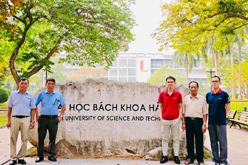 Gia đình Hà Nội có 3 đời học Bách khoa, nhà cách cổng trường chỉ vài chục mét