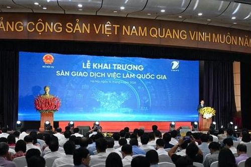 Thị trường lao động hướng tới hiện đại, minh bạch, hiệu quả