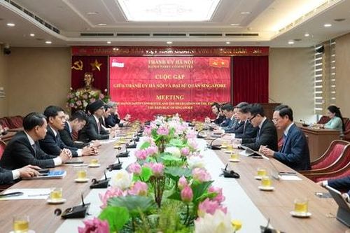 Hà Nội thúc đẩy hợp tác đào tạo cán bộ với Singapore phục vụ các mục tiêu phát triển