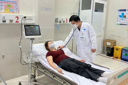 Hàng chục công nhân tại TPHCM nghi phản vệ sau bữa ăn trưa ở công ty