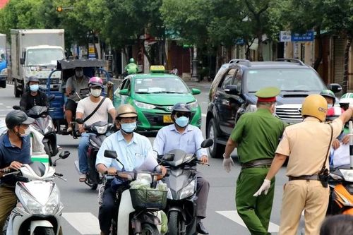 Sắp tới sẽ tăng mức phạt vi phạm giao thông tại chỗ lên 7,5 triệu đồng: Cụ thể lỗi gì?