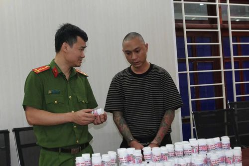 Dùng thuốc bị cấm sử dụng chế 'thuốc gia truyền chữa hen suyễn'
