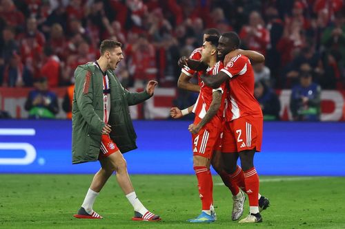 Bayern ca khúc khải hoàn, Real Madrid có quyền ngẩng cao đầu