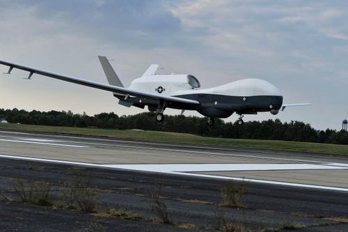Mỹ mất UAV đắt nhất thế giới trên Vịnh Ba Tư