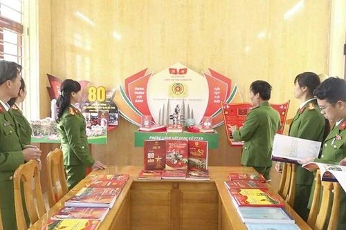 Cảnh sát Quản lý hành chính về trật tự xã hội Quảng Trị nỗ lực hết mình trong kỷ nguyên mới