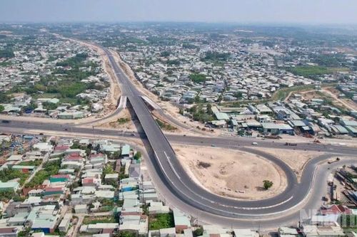 Bài 2: Sức bật từ hạ tầng