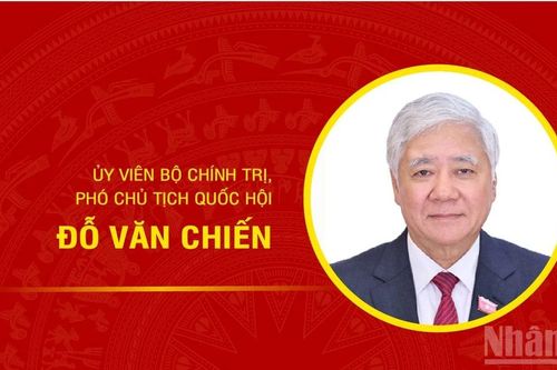 [Infographic] Tiểu sử Phó Chủ tịch Quốc hội Đỗ Văn Chiến