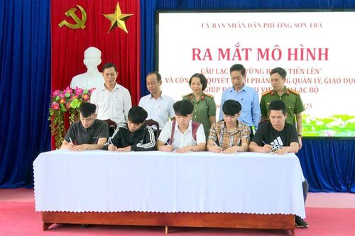 'Vững bước tiến lên' - điểm tựa cho người hoàn lương