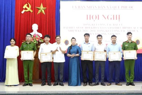 Xã Quế Phước khen thưởng nhiều tập thể, cá nhân hoàn thành xuất sắc nhiệm vụ công tác