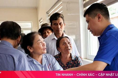 Trao 700 suất cháo cho bệnh nhân hoàn cảnh khó khăn