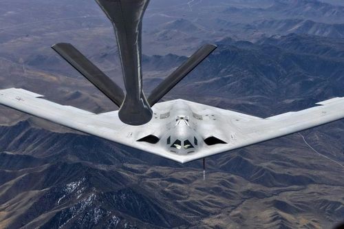 Ảnh hiếm B-21 Raider lộ diện rõ nhất từ trước tới nay, hé lộ năng lực thật