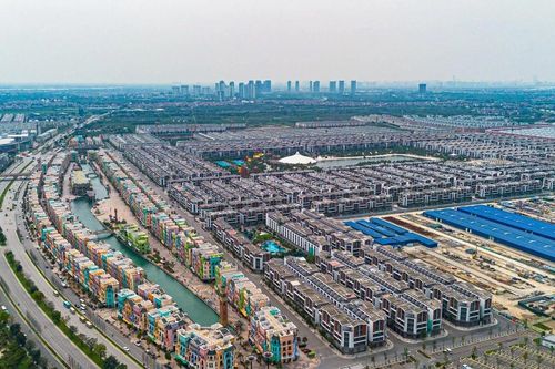 Ngân hàng đồng loạt giảm lãi suất, bất động sản chờ dòng tiền quay lại