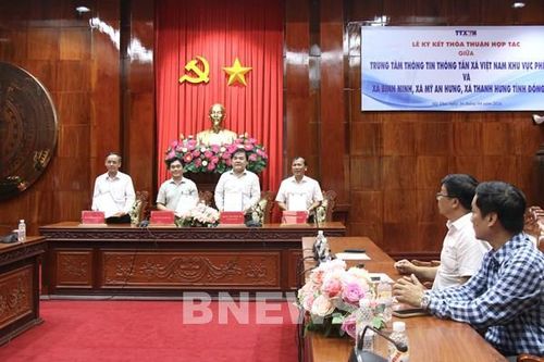 Tăng cường hợp tác truyền thông giữa TTXVN và các xã ở Đồng Tháp