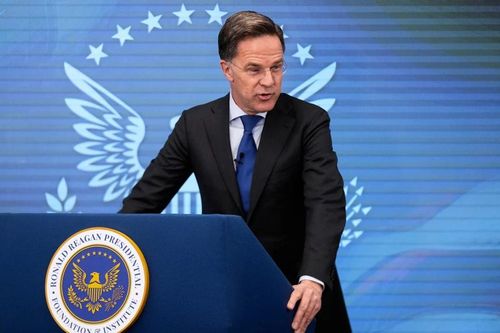 NATO cam kết hỗ trợ quân sự ổn định, bền vững cho Ukraine