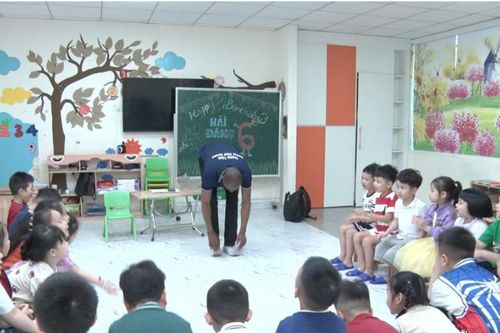 Vi phạm trong sử dụng giáo viên nước ngoài tại cơ sở Mầm non