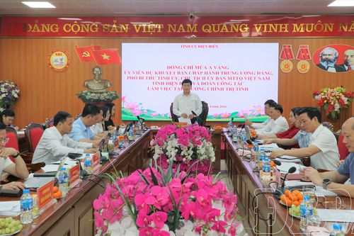 Phó Bí thư Tỉnh ủy, Chủ tịch Ủy ban MTTQ Việt Nam tỉnh Mùa A Vảng làm việc với Trường Chính trị tỉnh