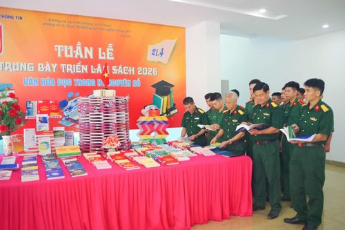 Trường Sĩ quan Thông tin khai mạc Ngày Sách và Văn hóa đọc Việt Nam