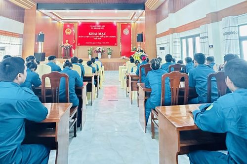 Xã Khánh Sơn khai mạc huấn luyện lực lượng dân quân cơ động năm 2026